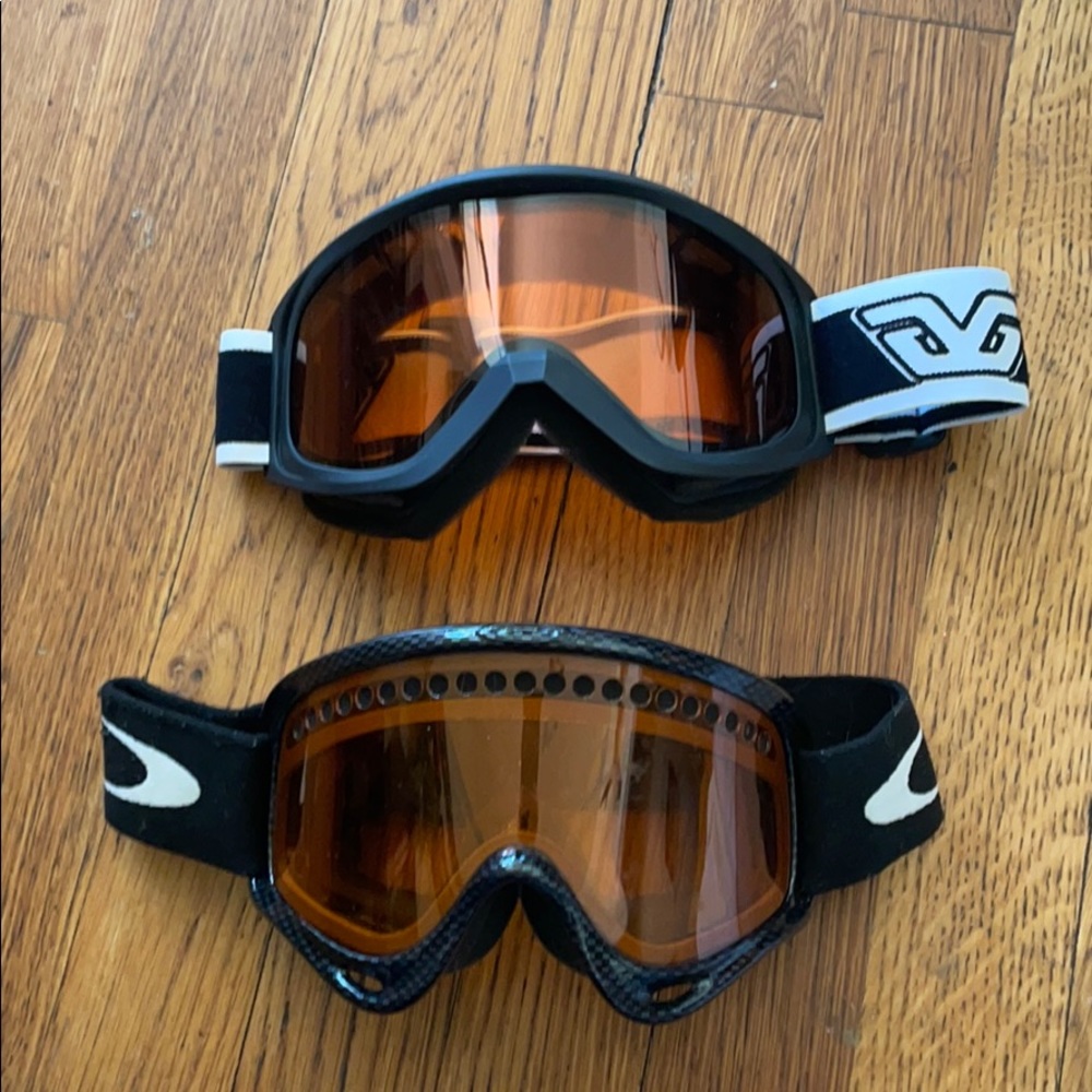 Ski goggles